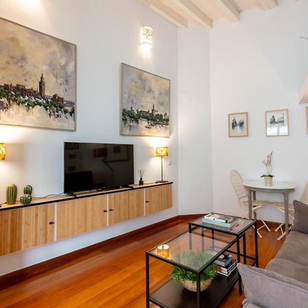 Apartamentos Rg Goyeneta Seville Ngoại thất bức ảnh