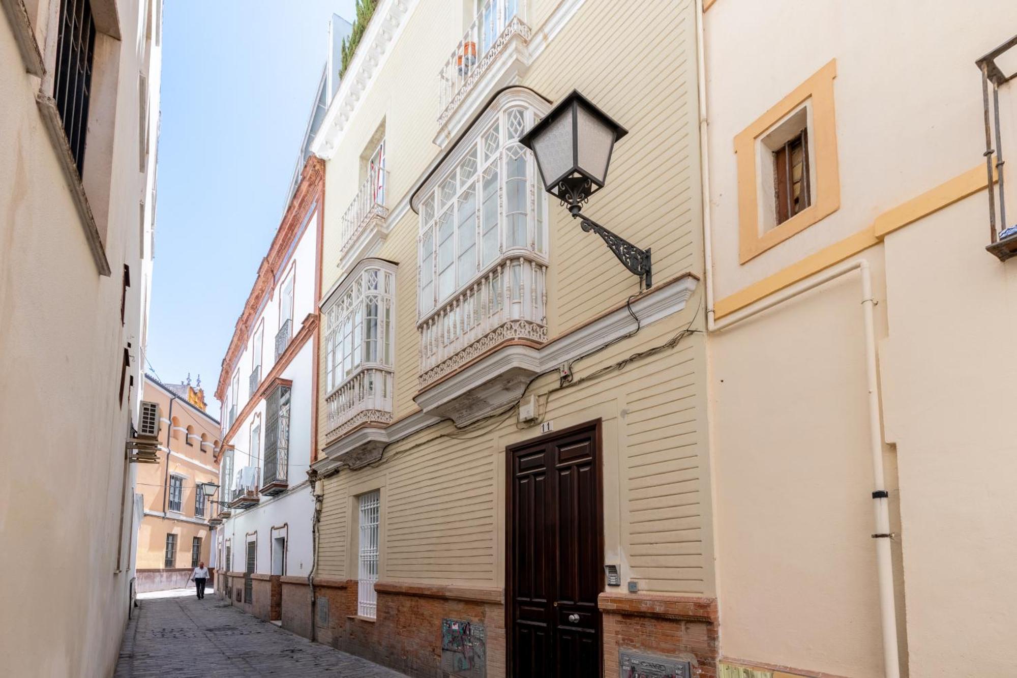 Apartamentos Rg Goyeneta Seville Ngoại thất bức ảnh